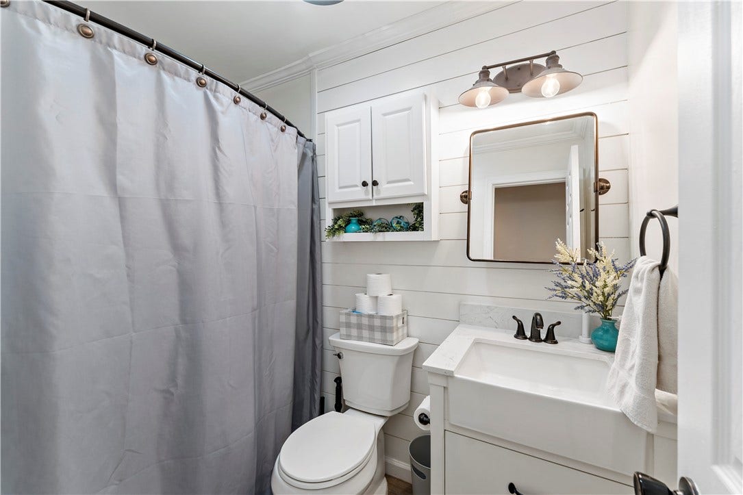 2nd Full-Bath on Main Floor