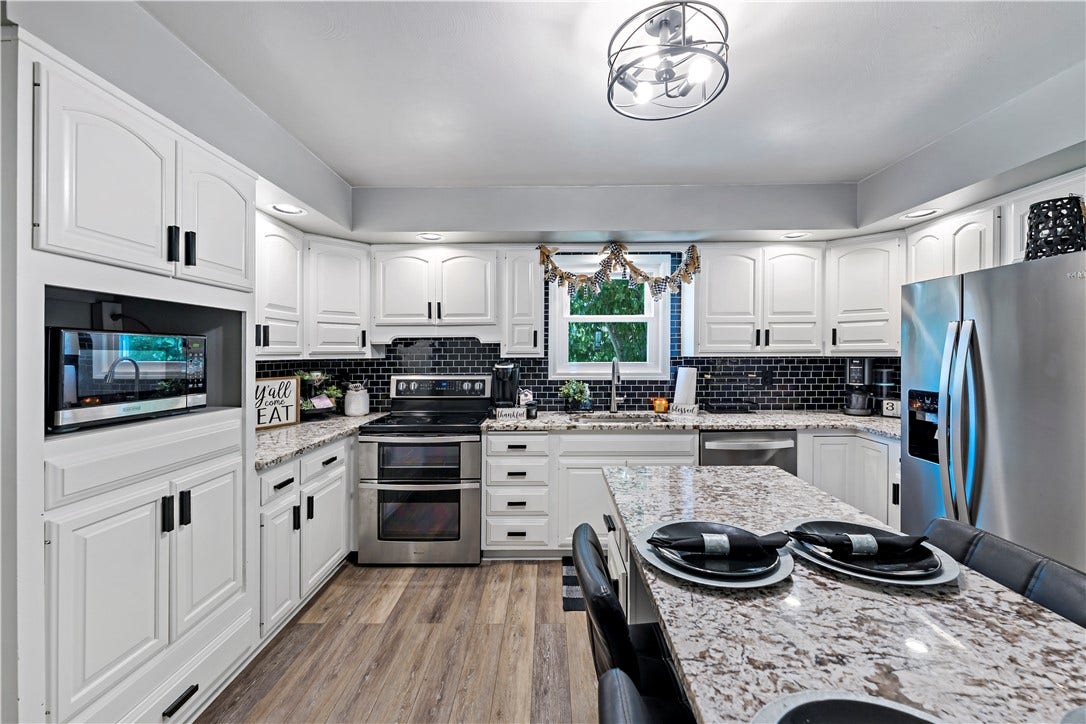 248 Marine Ave, Belle Vernon, PA 15012
