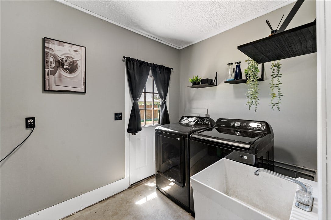 248 Marine Ave, Belle Vernon, PA 15012