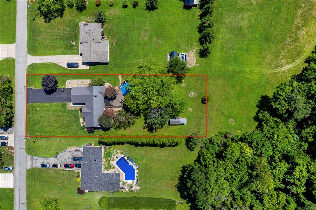 APPROXIMATE property line