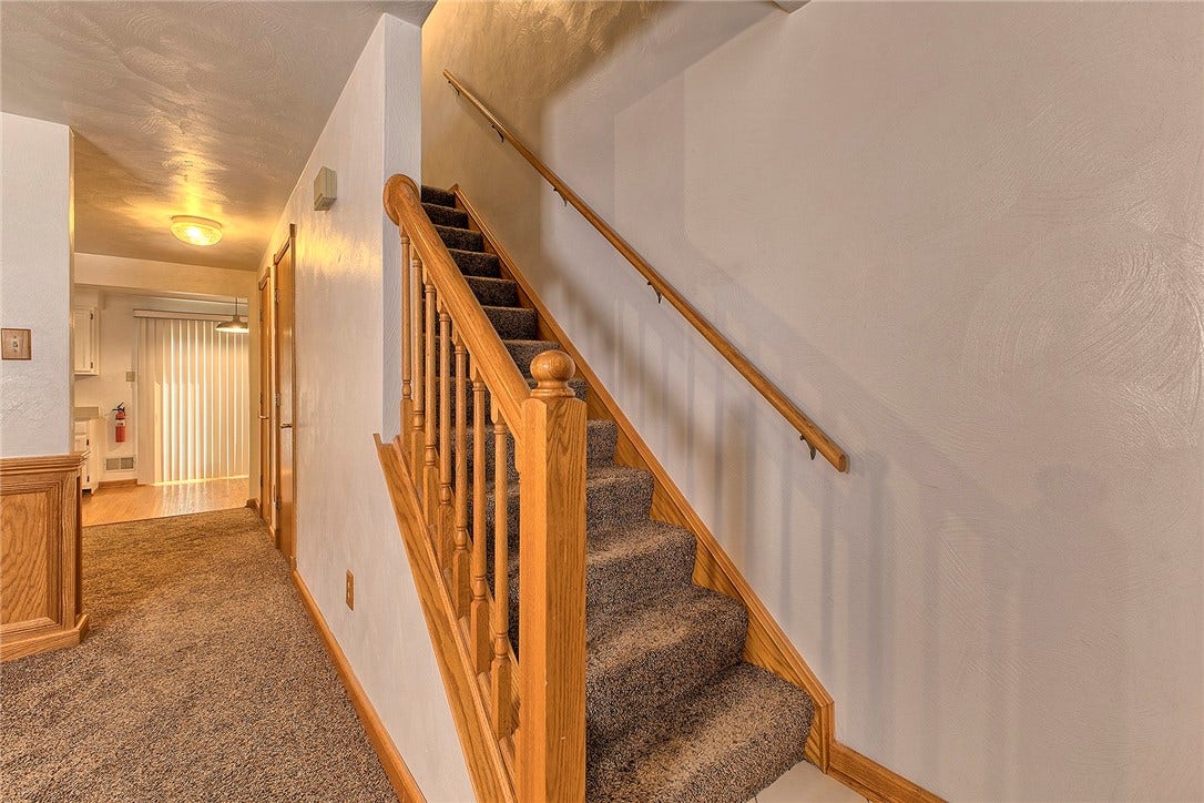 315 Dolomite Ct, Latrobe, PA 15650