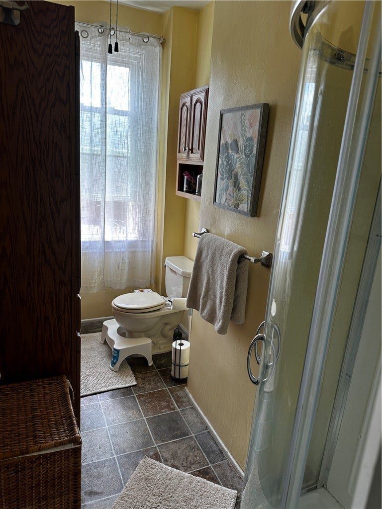 176 1/2 45th, Lawrenceville, PA 15212 176 1/2 45th, Lawrenceville, PA 15212