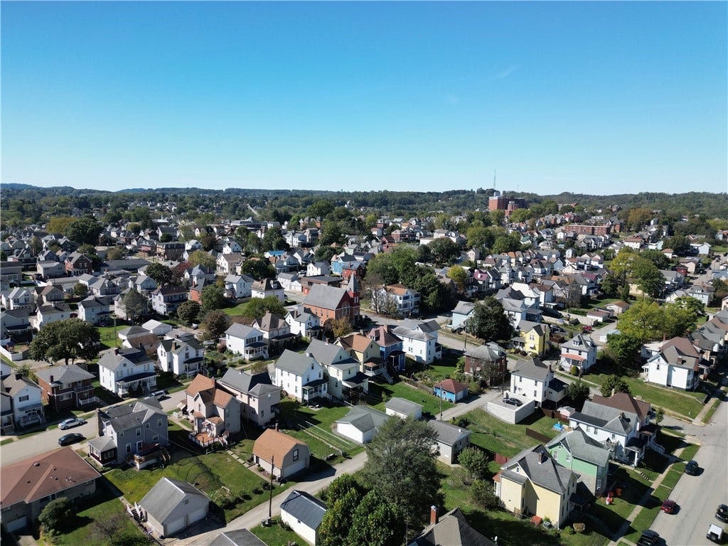 533 Sidney St, Greensburg, PA 15601