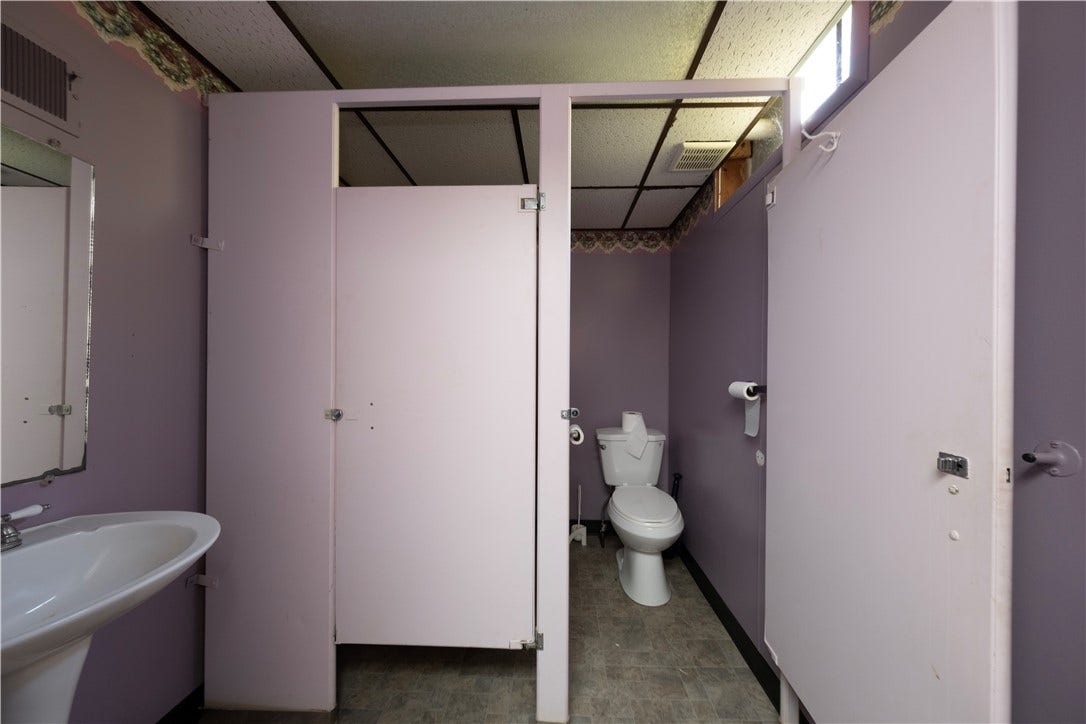 533 Sidney St, Greensburg, PA 15601