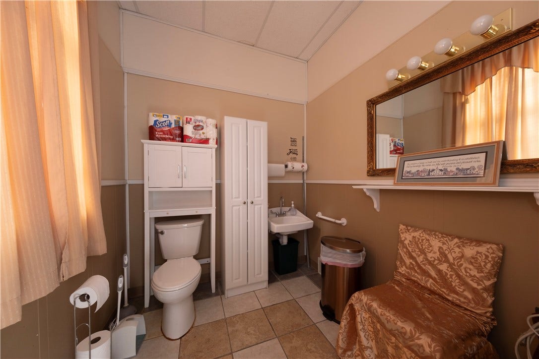533 Sidney St, Greensburg, PA 15601