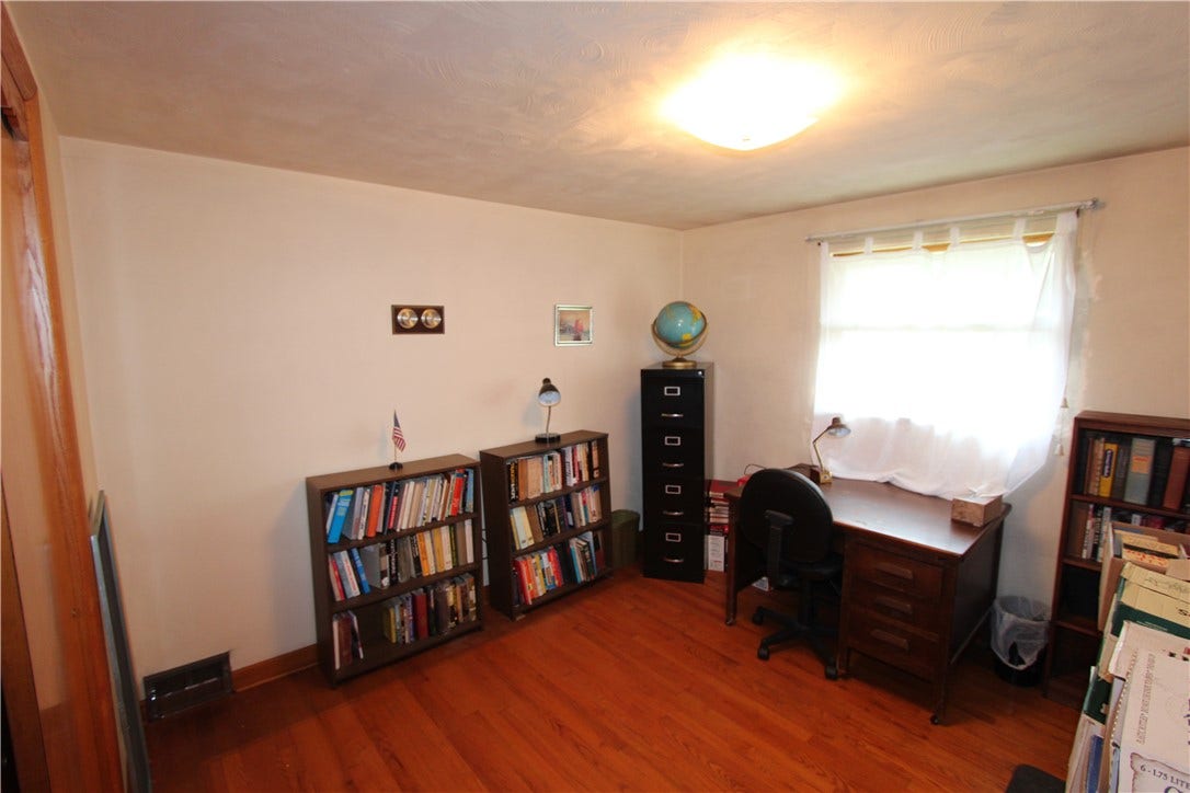 541 Thomas Richard Ln, Greensburg, PA 15601