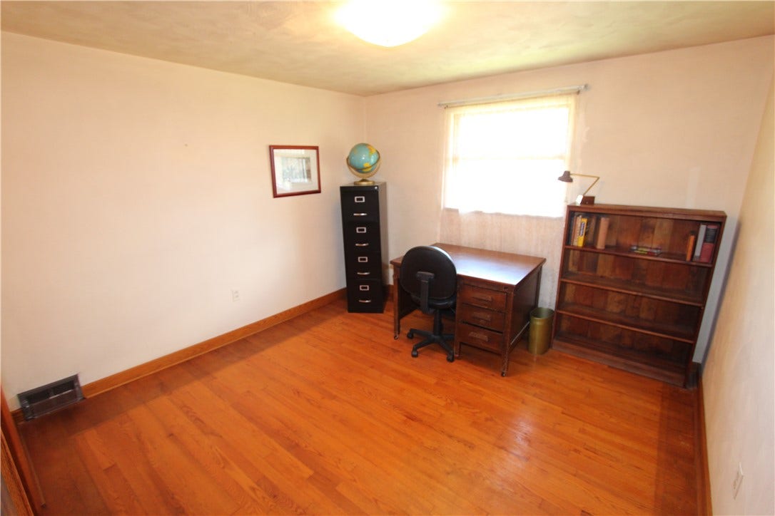 541 Thomas Richard Ln, Greensburg, PA 15601
