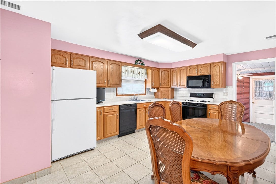 NICE VIEW OF KITCHEN~