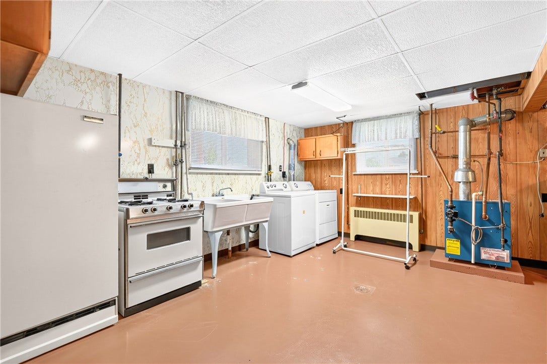 LAUNDRY ROOM~
