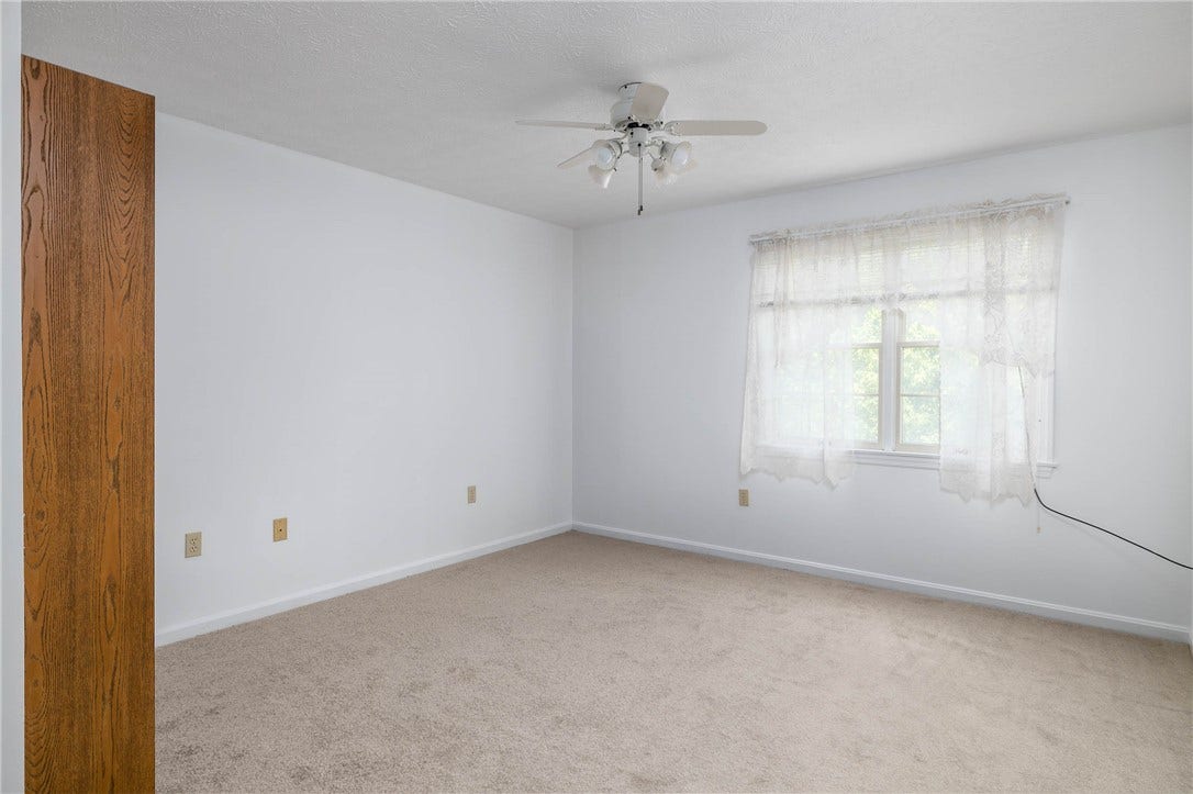 820 S Main St, #303, Washington, PA 15301