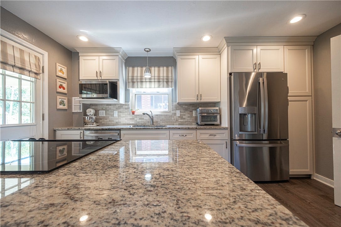 2418 Orlando Place, Pittsburgh, PA 15235 2418 Orlando Place, Pittsburgh, PA 15235