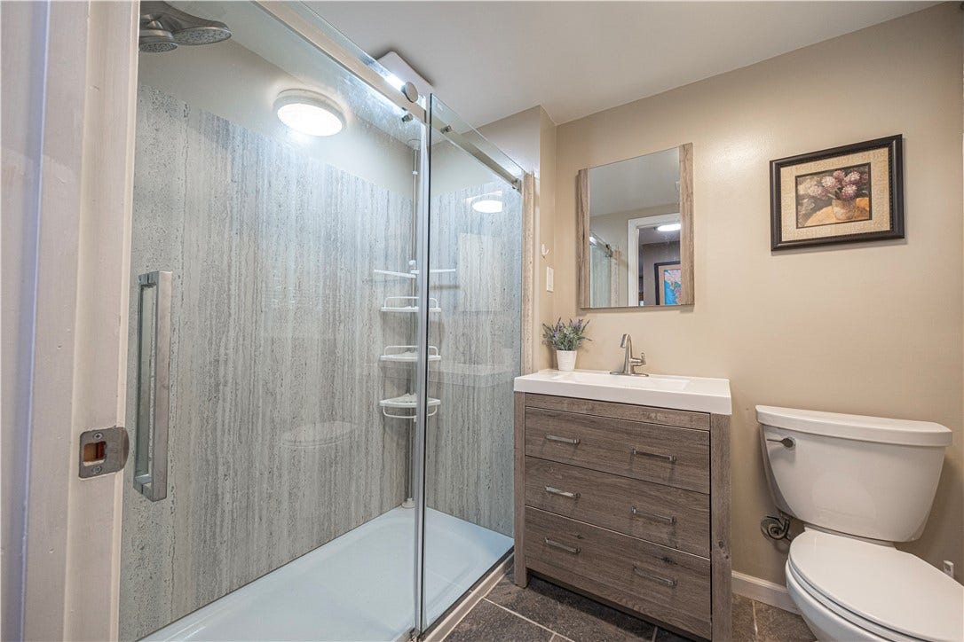 2418 Orlando Place, Pittsburgh, PA 15235 2418 Orlando Place, Pittsburgh, PA 15235