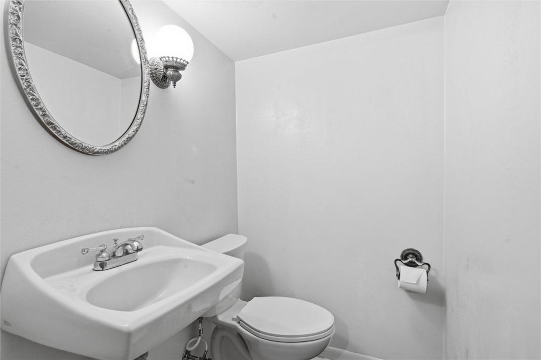 5968 Irishtown Rd, Bethel Park, PA 15102