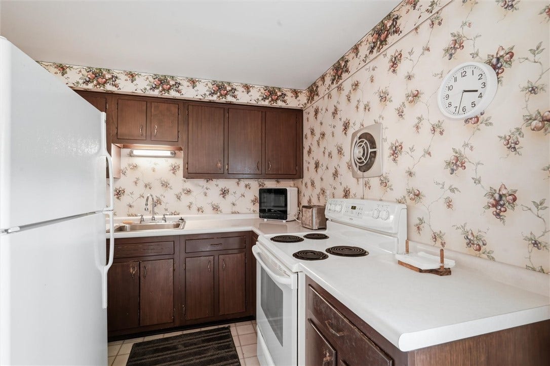 5968 Irishtown Rd, Bethel Park, PA 15102