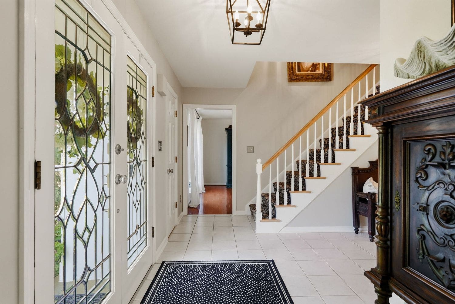 514 Hollydale Drive, Bethel Park, PA 15102