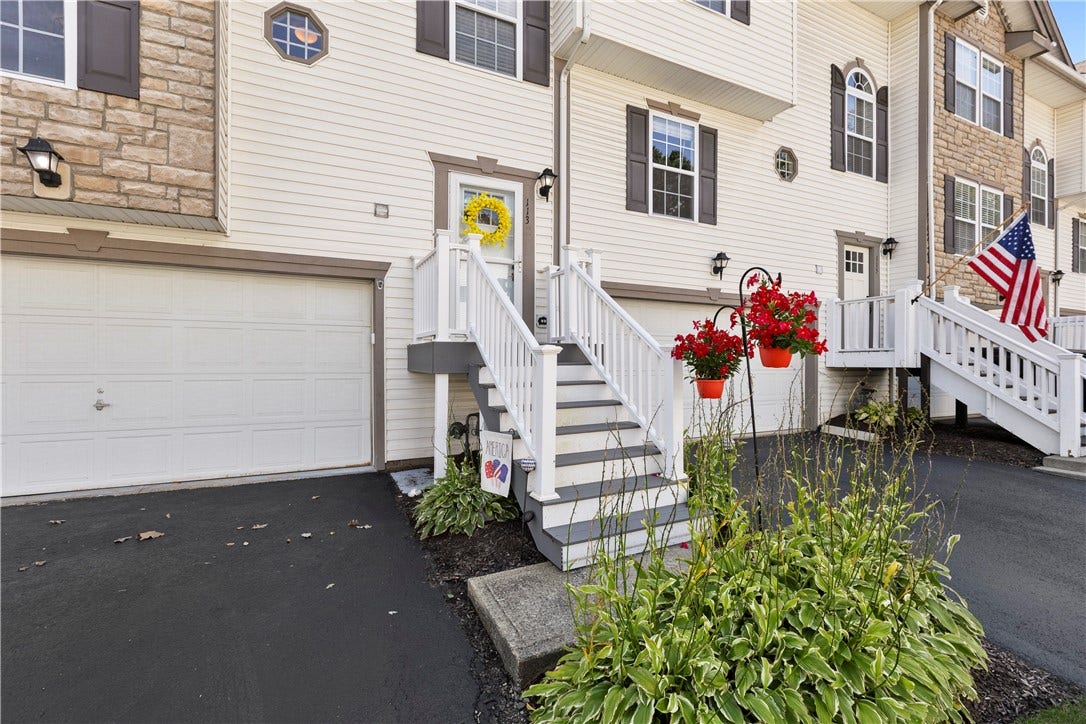 113 Mizpark, Greensburg, PA 15601