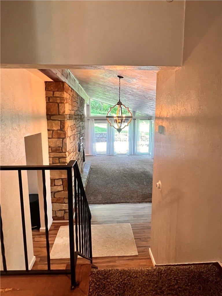 306 Black Walnut Dr, Greensburg, PA 15601
