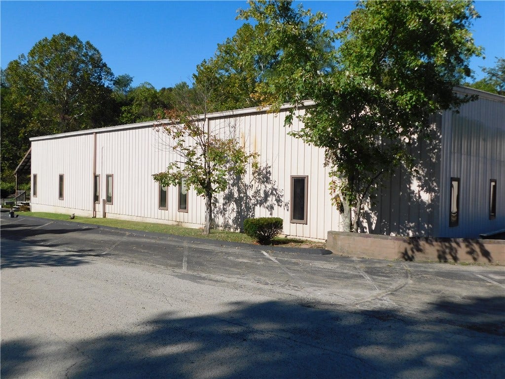 287 Edison Street, Uniontown, PA 15401