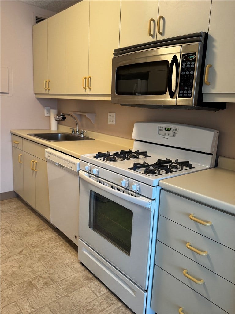 1160 BOWER HILL RD, #314A, Pittsburgh, PA 15243 1160 BOWER HILL RD, #314A, Pittsburgh, PA 15243