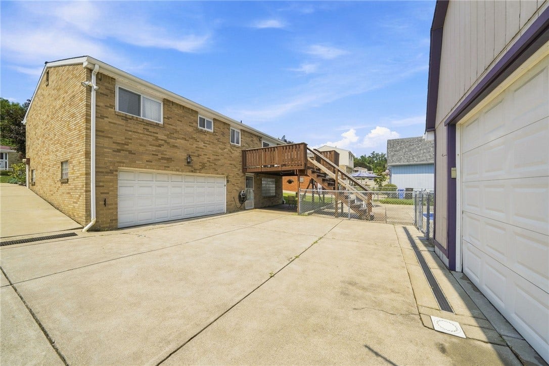 1728 Bernice Dr, North Huntingdon, PA 15642
