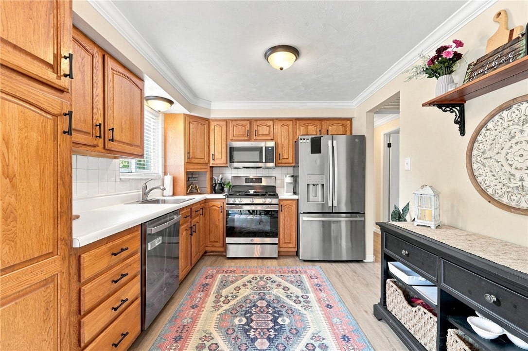 1728 Bernice Dr, North Huntingdon, PA 15642