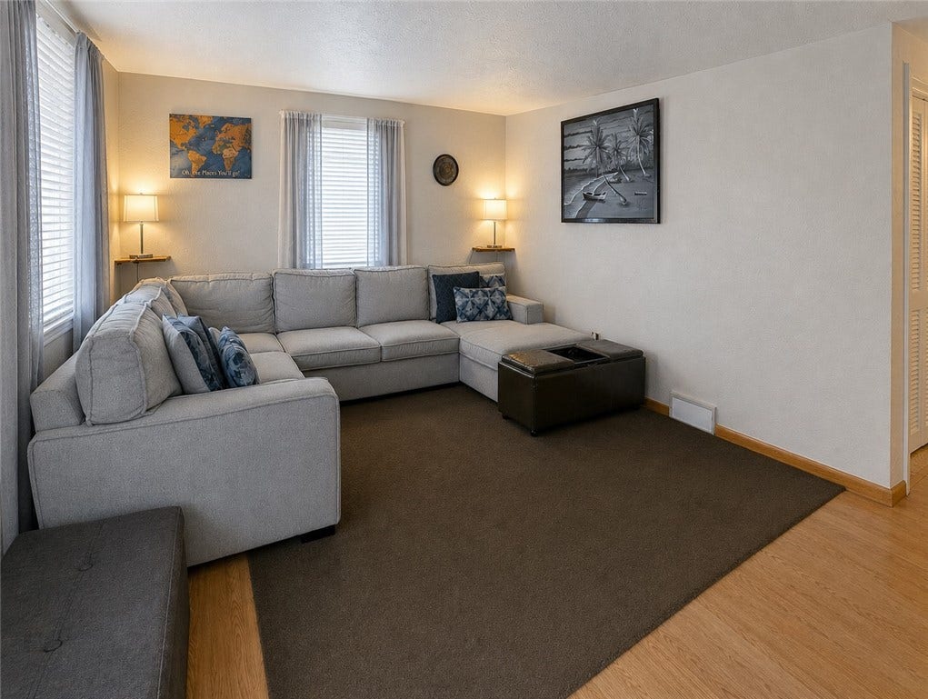 3618 Manuel St, Pittsburgh, PA 15214 3618 Manuel St, Pittsburgh, PA 15214