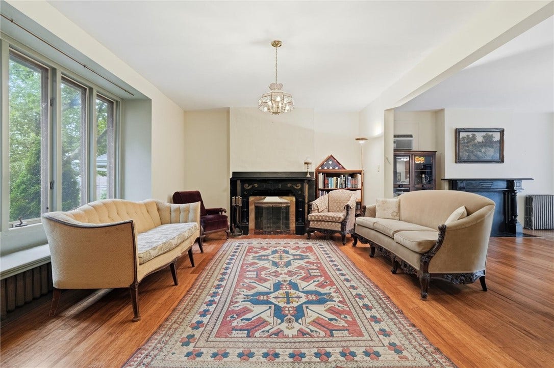 5847 Douglas St, Pittsburgh, PA 15217
