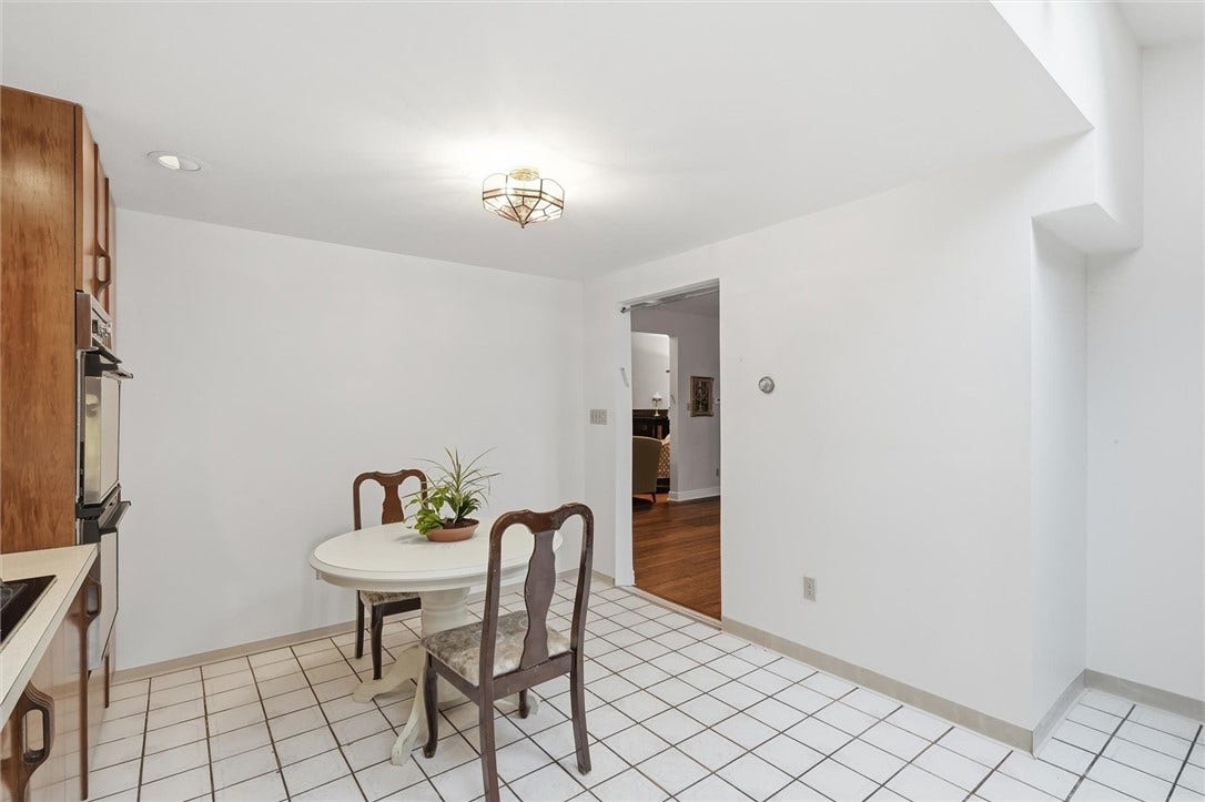 5847 Douglas St, Pittsburgh, PA 15217