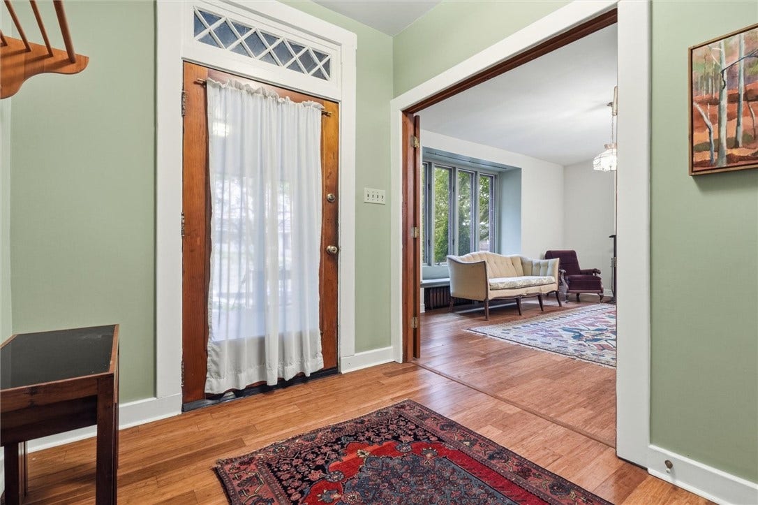 5847 Douglas St, Pittsburgh, PA 15217