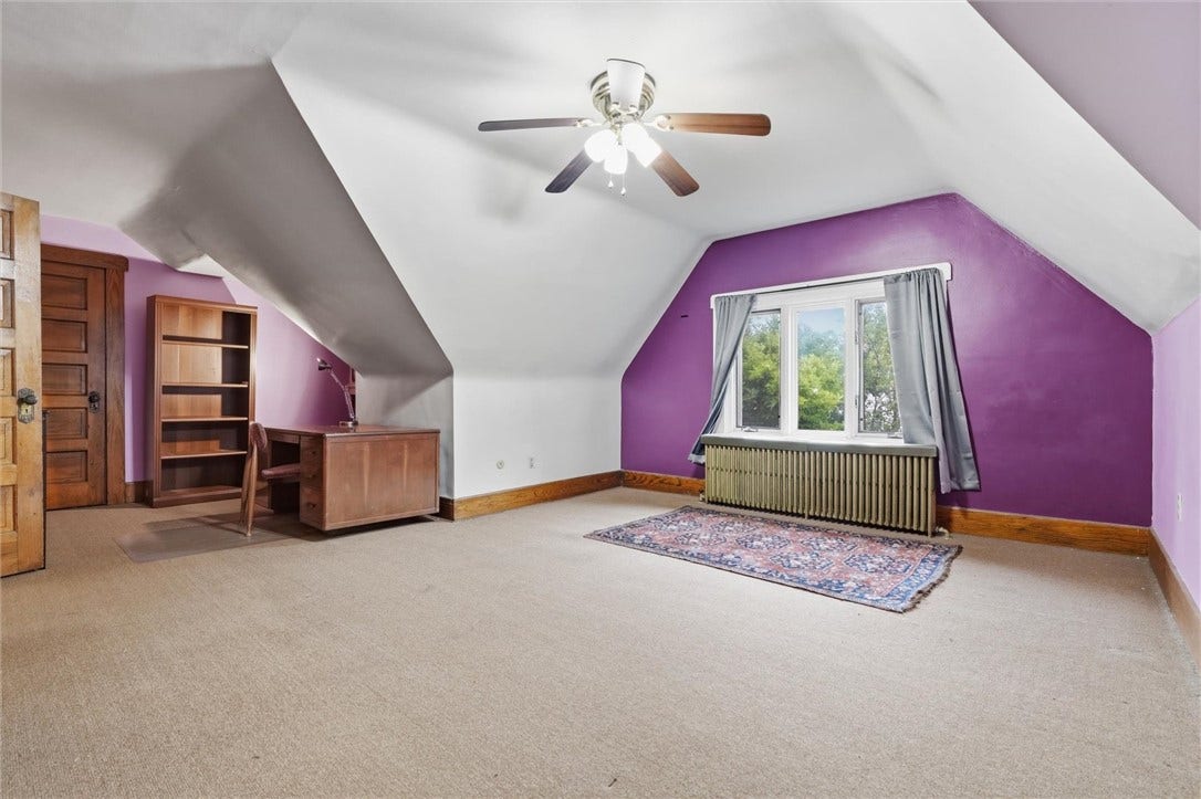 5847 Douglas St, Pittsburgh, PA 15217
