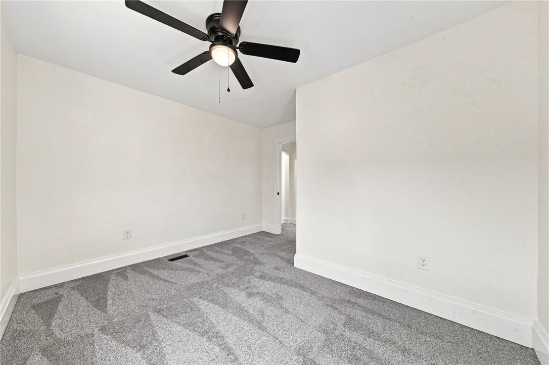 218 Loyalhanna Ave, Latrobe, PA 15650