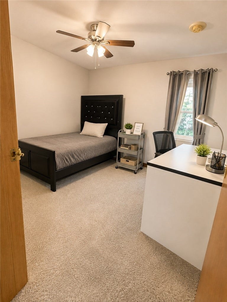 11 S 14th St, Jeannette, PA 15644