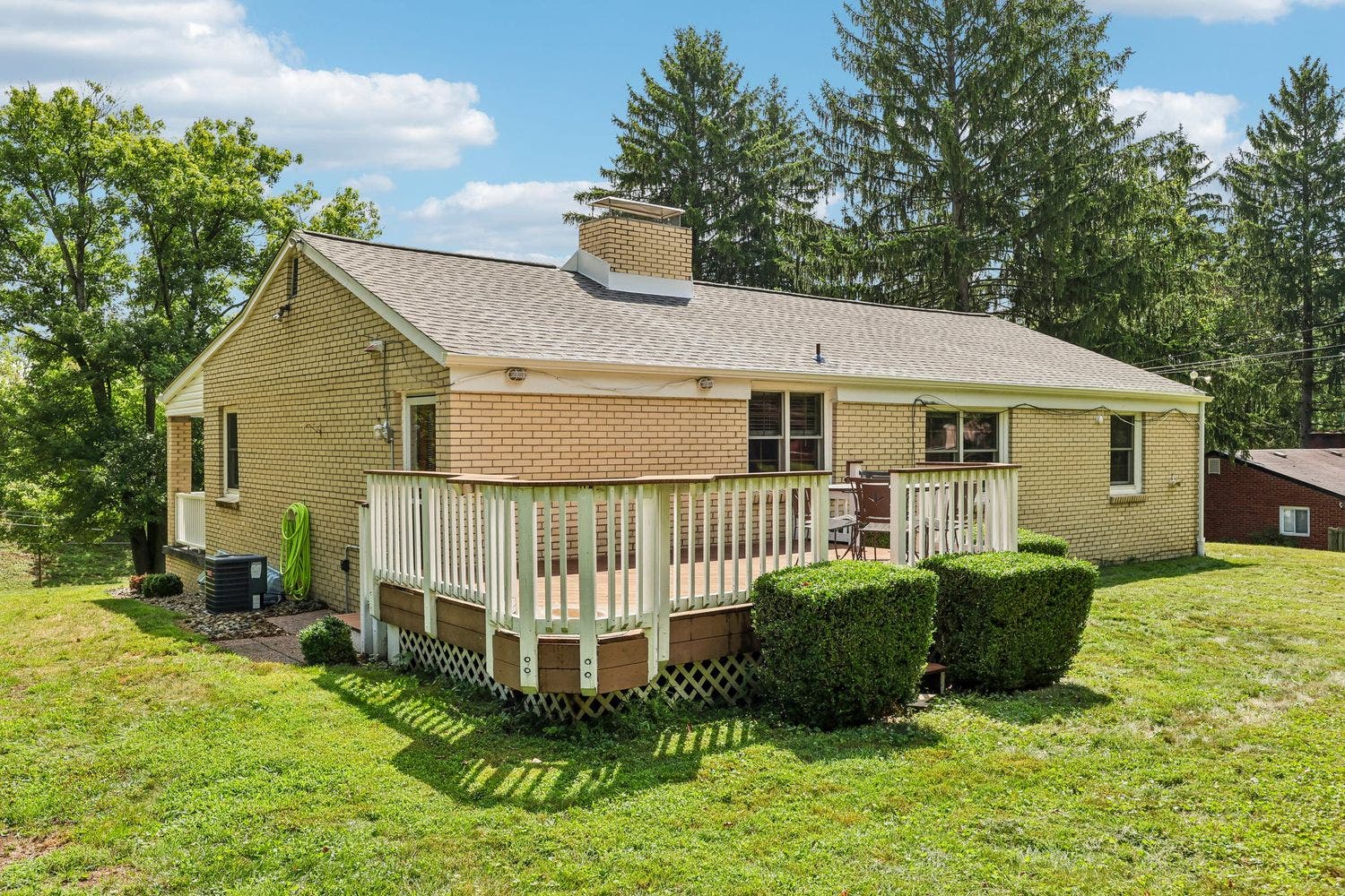 326 Church Road, Bethel Park, PA 15102