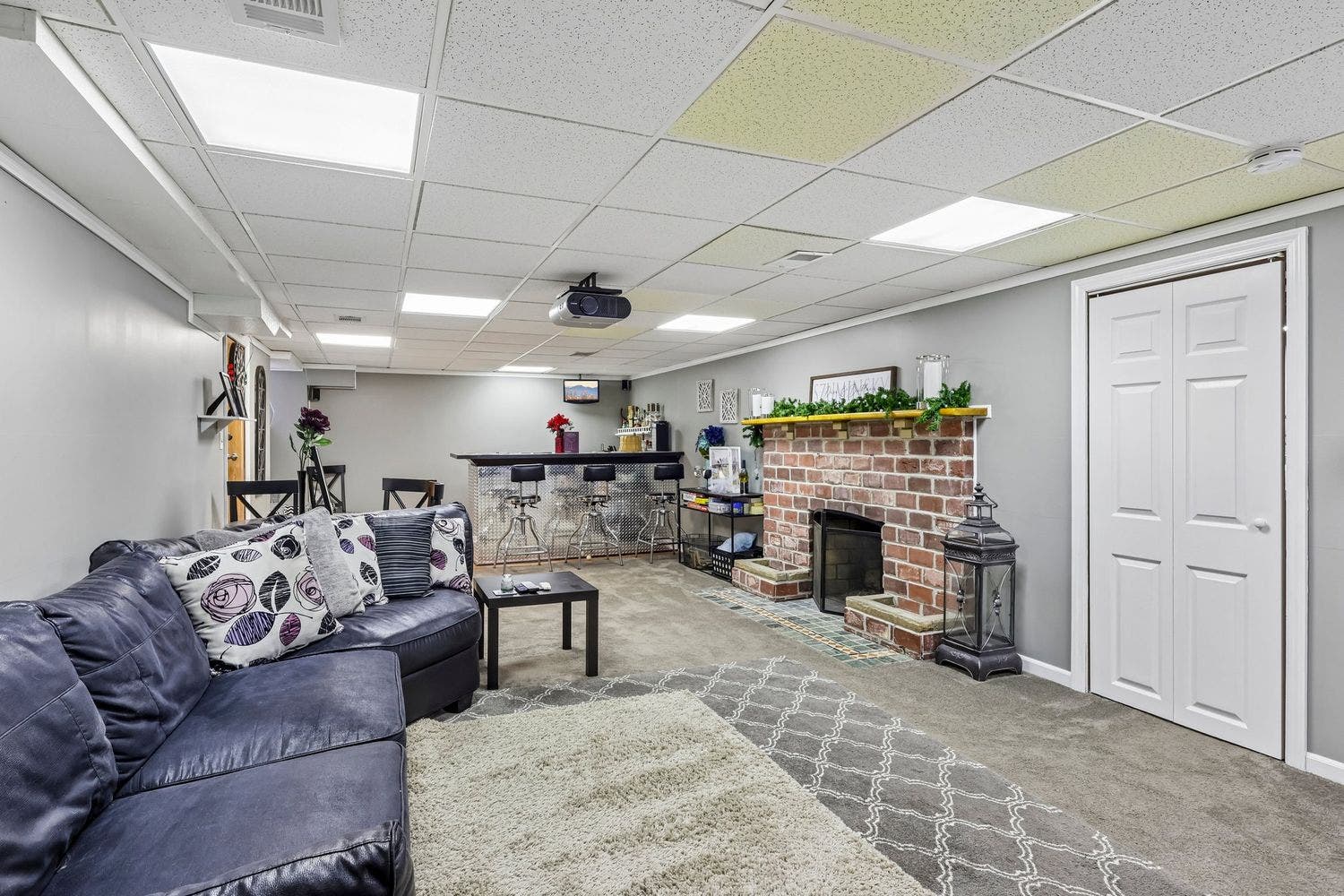 326 Church Road, Bethel Park, PA 15102