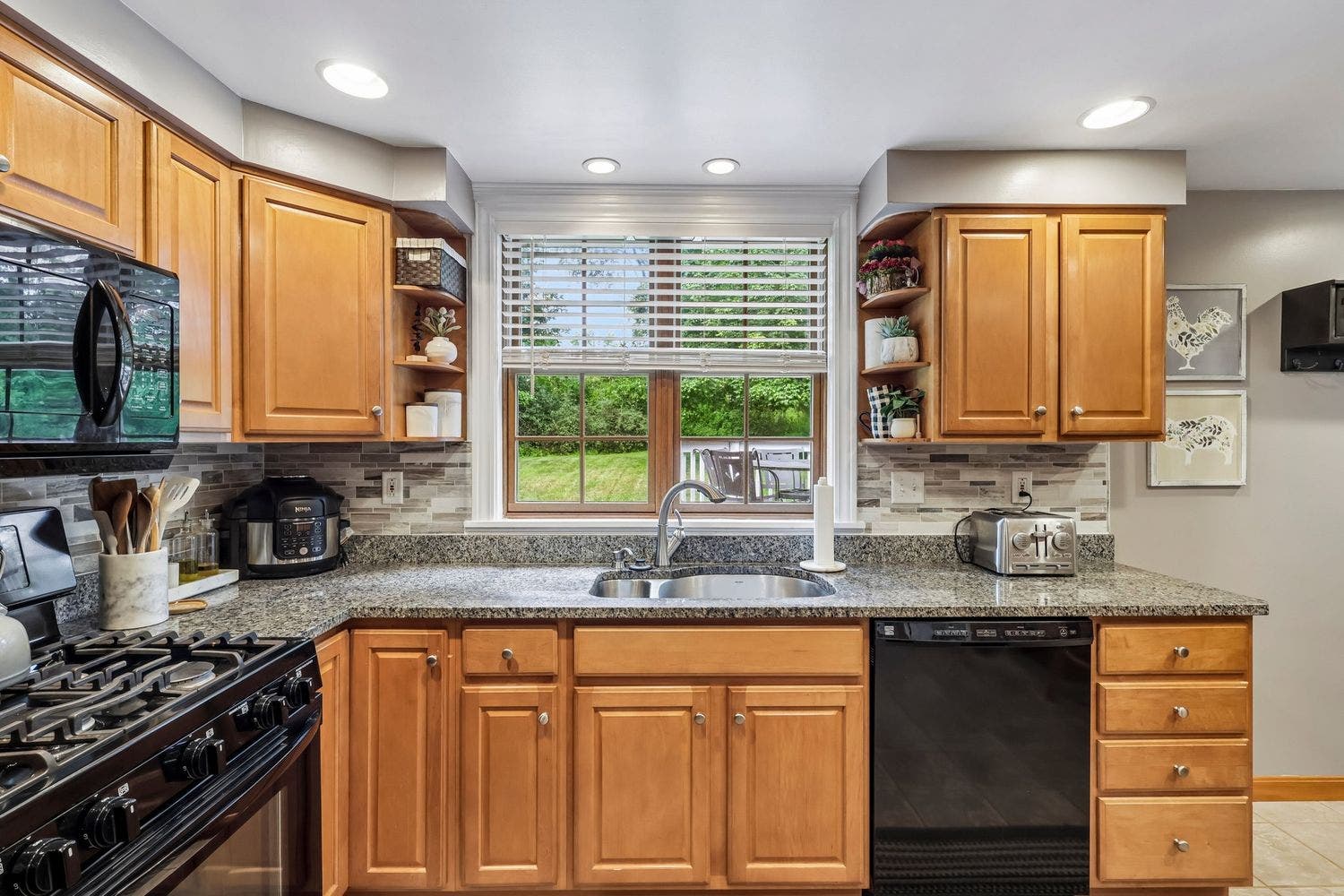 326 Church Road, Bethel Park, PA 15102