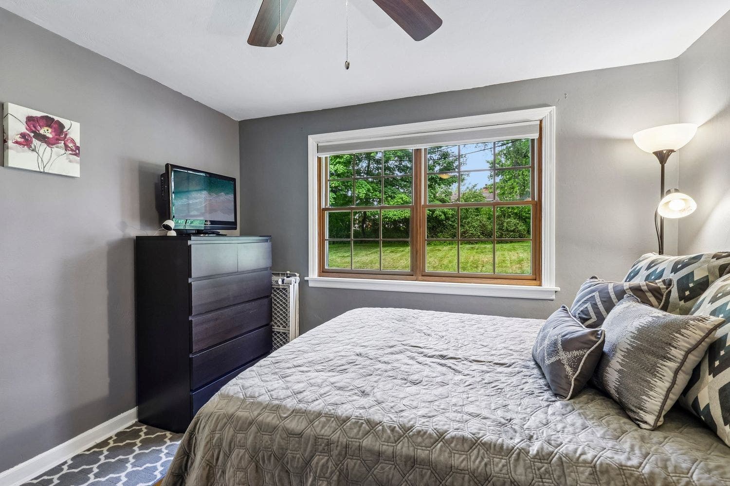 326 Church Road, Bethel Park, PA 15102