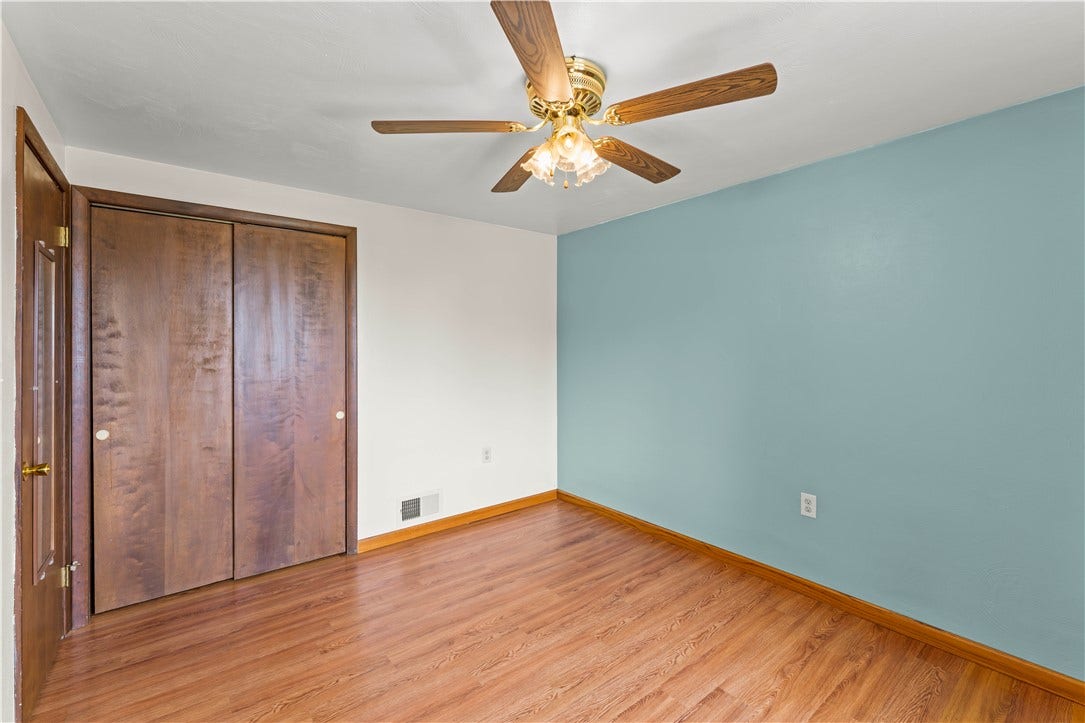 95 Milbeck Dr, Washington, PA 15301