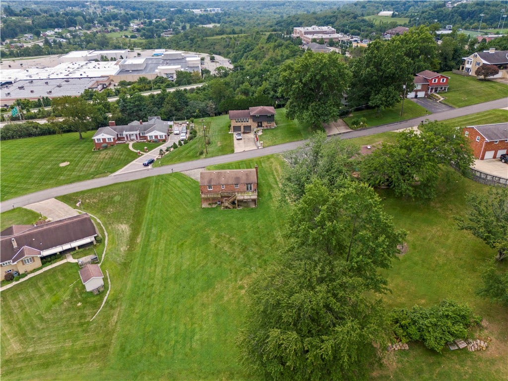 95 Milbeck Dr, Washington, PA 15301