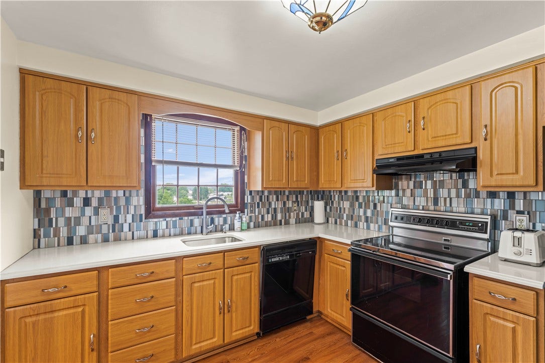 95 Milbeck Dr, Washington, PA 15301