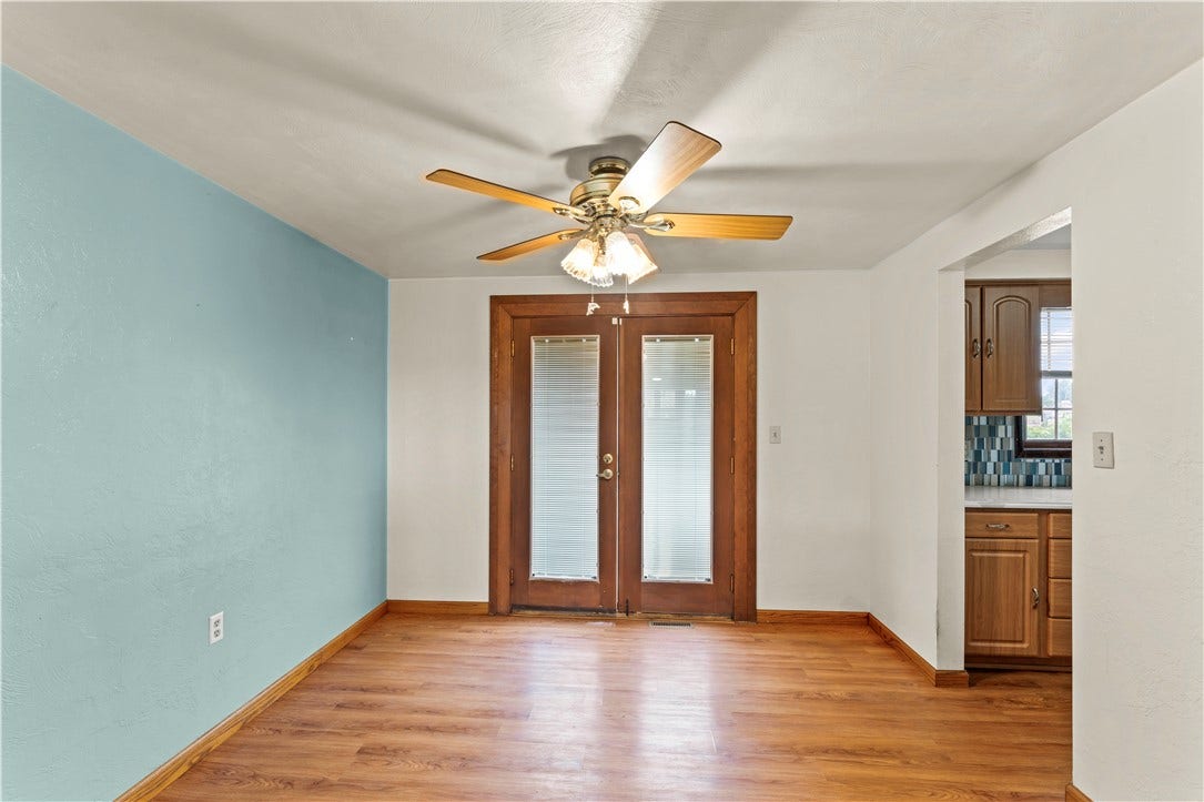 95 Milbeck Dr, Washington, PA 15301
