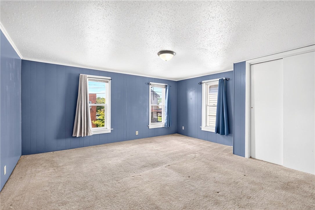 113 E Grant St, Latrobe, PA 15650 113 E Grant St, Latrobe, PA 15650