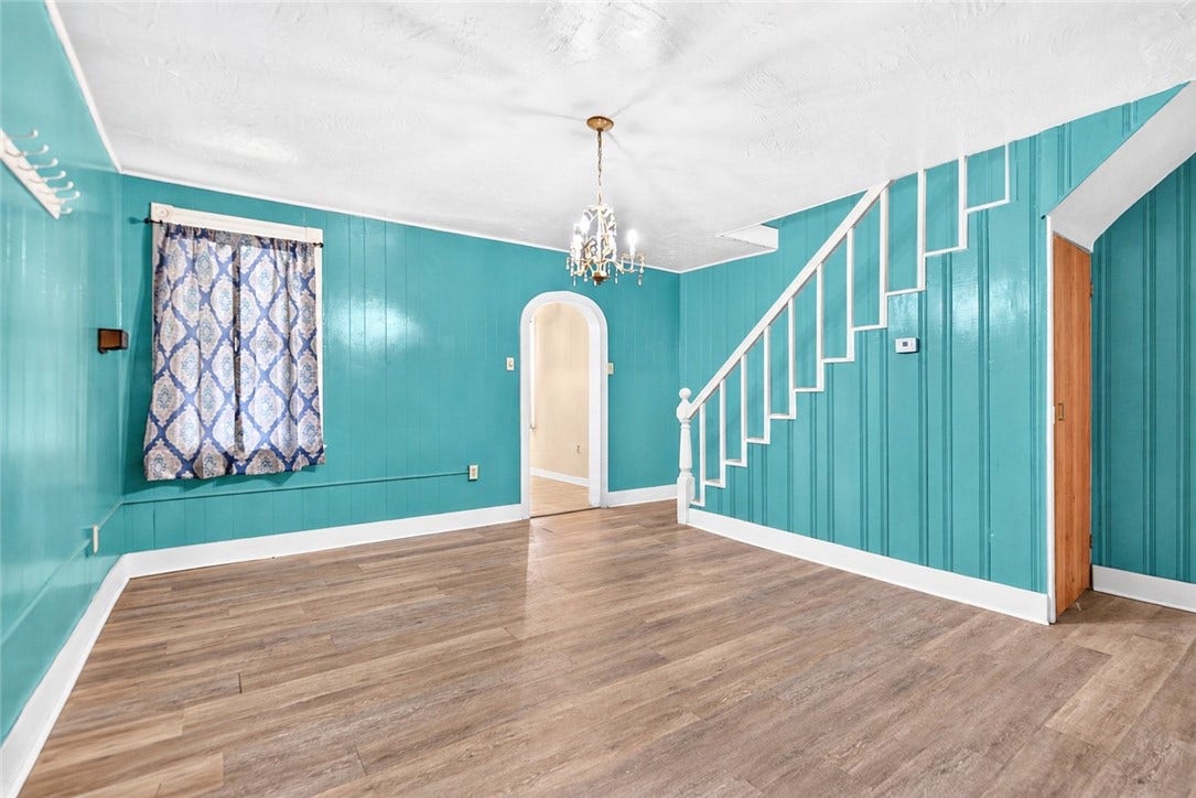 113 E Grant St, Latrobe, PA 15650 113 E Grant St, Latrobe, PA 15650