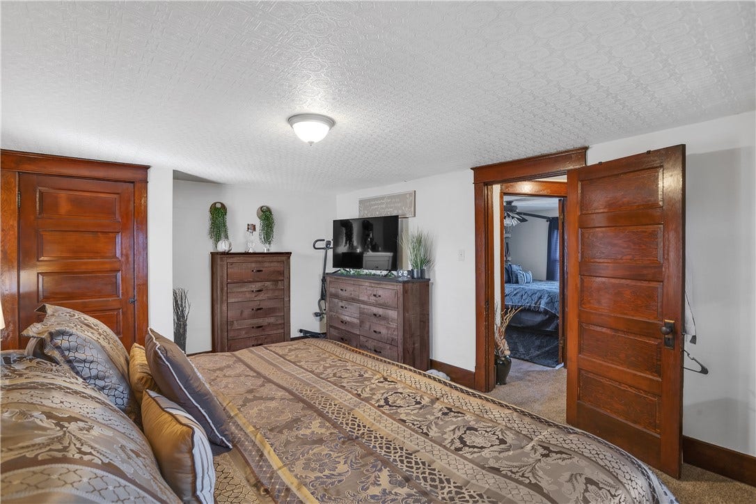 804 George, Scottdale, PA 15683