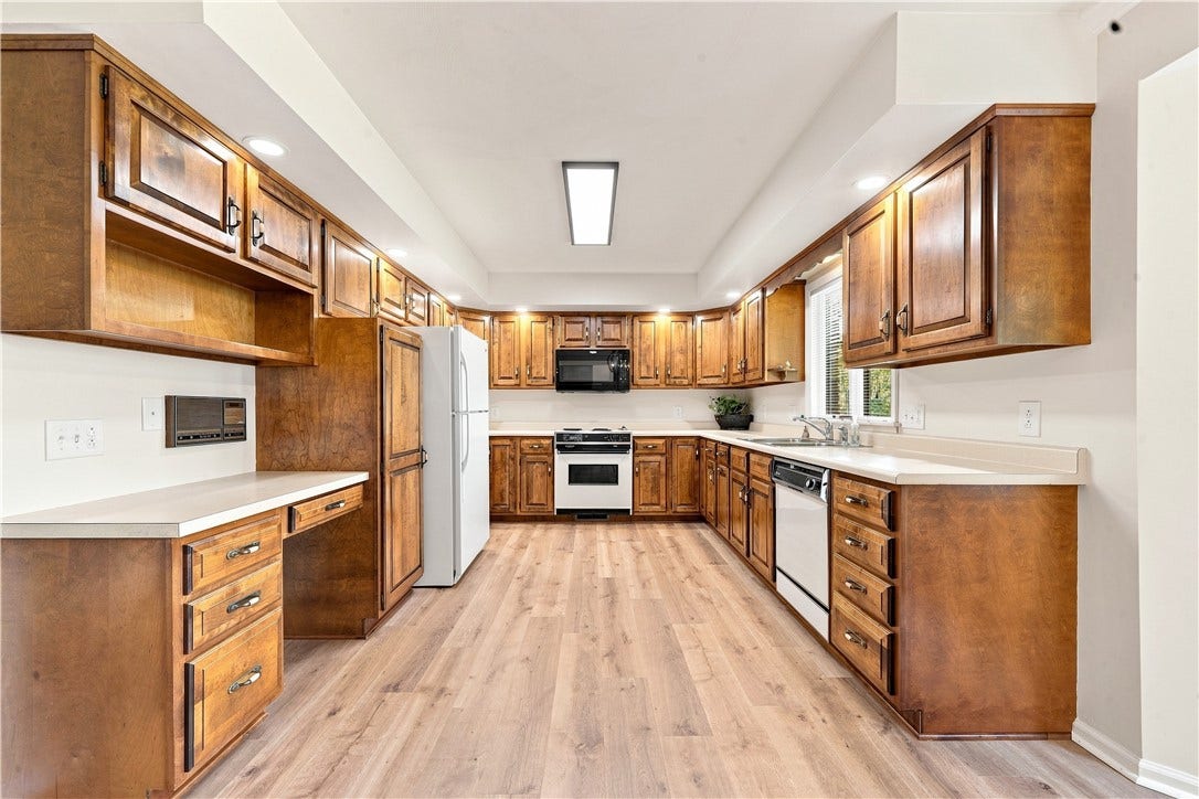 129 Chapel View Drive, Greensburg, PA 15601