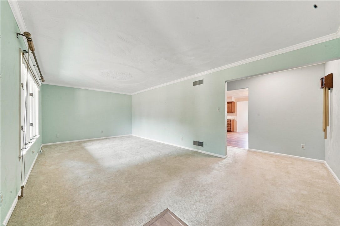 129 Chapel View Drive, Greensburg, PA 15601