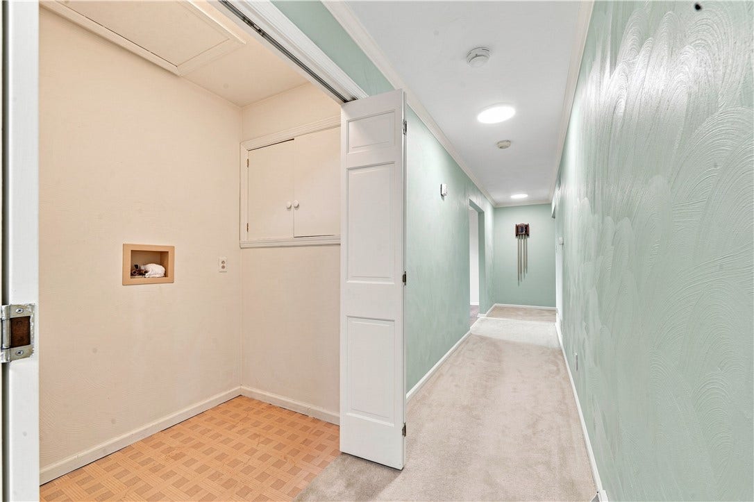 129 Chapel View Drive, Greensburg, PA 15601
