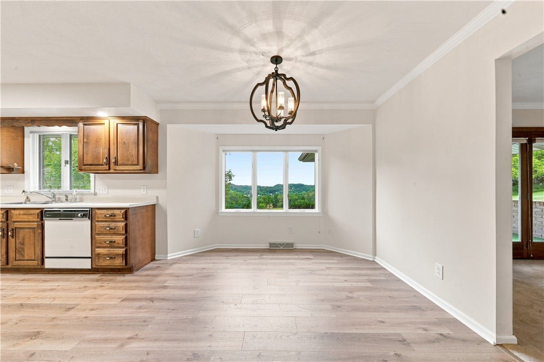 129 Chapel View Drive, Greensburg, PA 15601