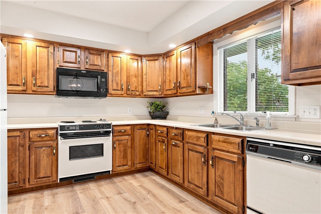 129 Chapel View Drive, Greensburg, PA 15601