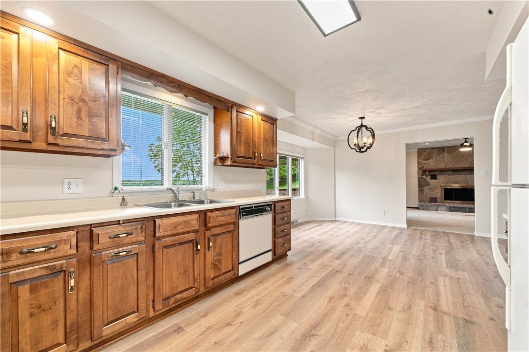 129 Chapel View Drive, Greensburg, PA 15601