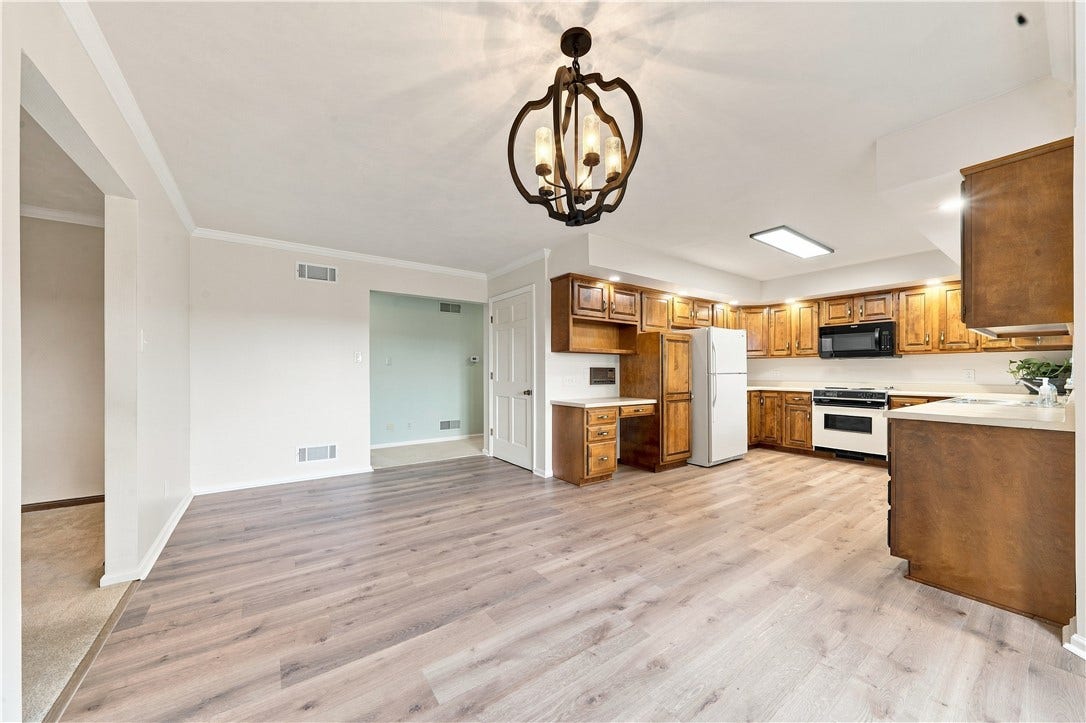 129 Chapel View Drive, Greensburg, PA 15601